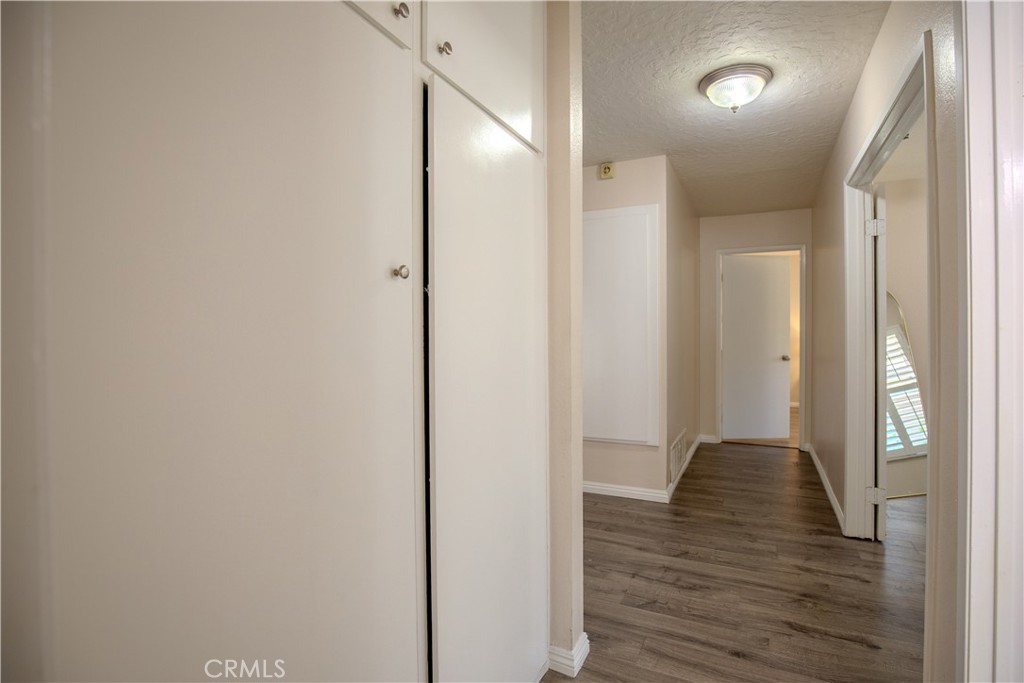 2528 N Tustin D Property Photo 16