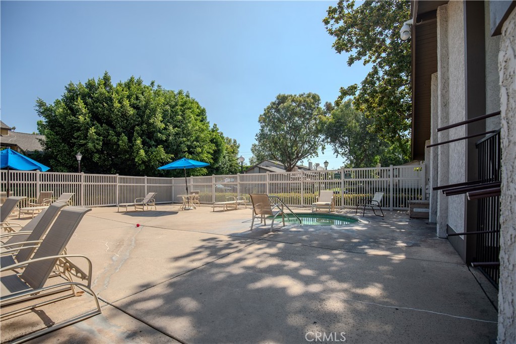 2528 N Tustin D Property Photo 46