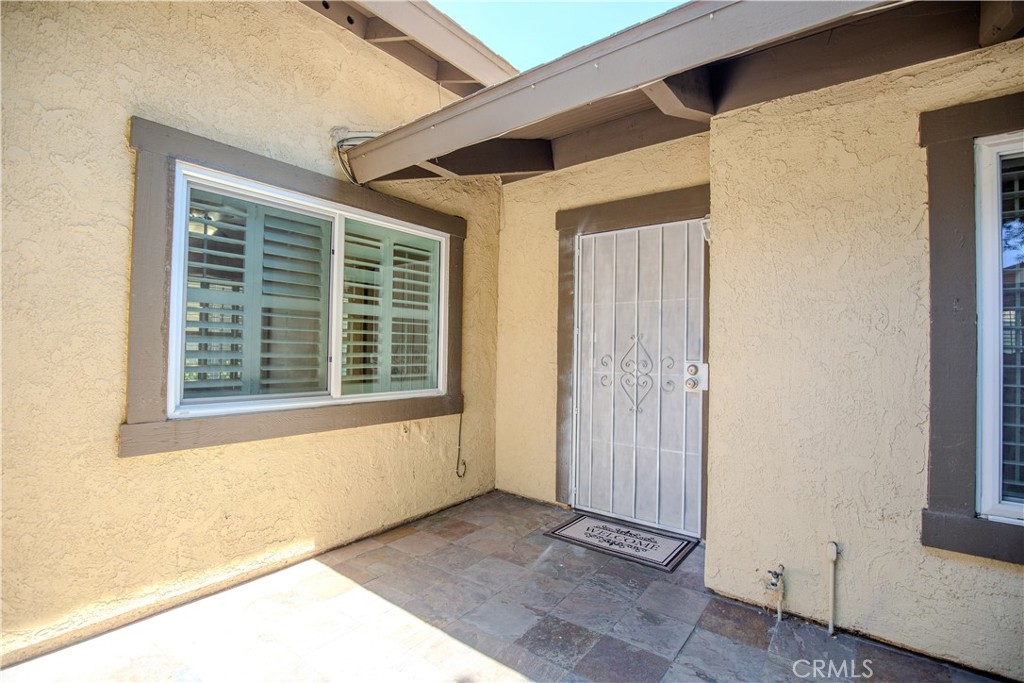 2528 N Tustin D Property Photo 52