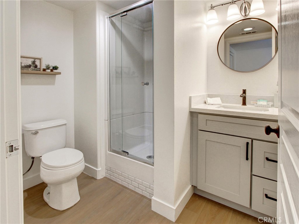 8056 Torino Property Photo 4
