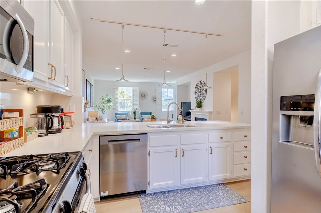 8056 Torino Property Photo 16