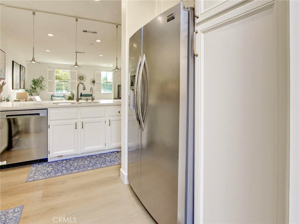 8056 Torino Property Photo 20