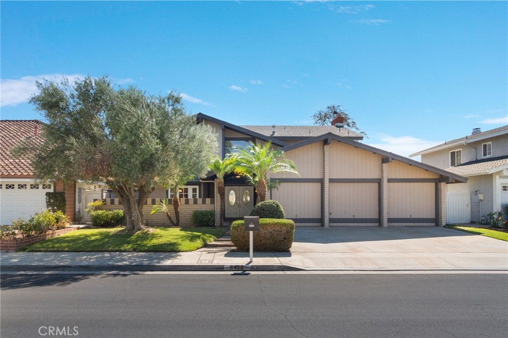 8452 Compton Property Photo 2