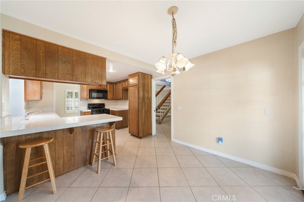 8452 Compton Property Photo 7