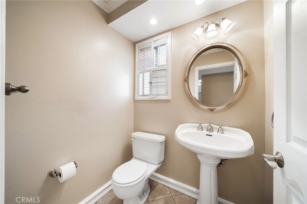 8452 Compton Property Photo 23