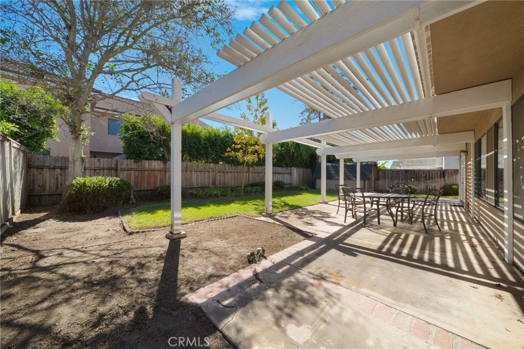 8452 Compton Property Photo 45