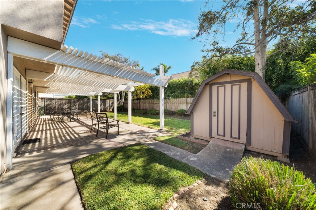 8452 Compton Property Photo 46