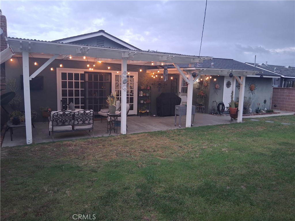 6326 San Roberto Circle Property Photo 6