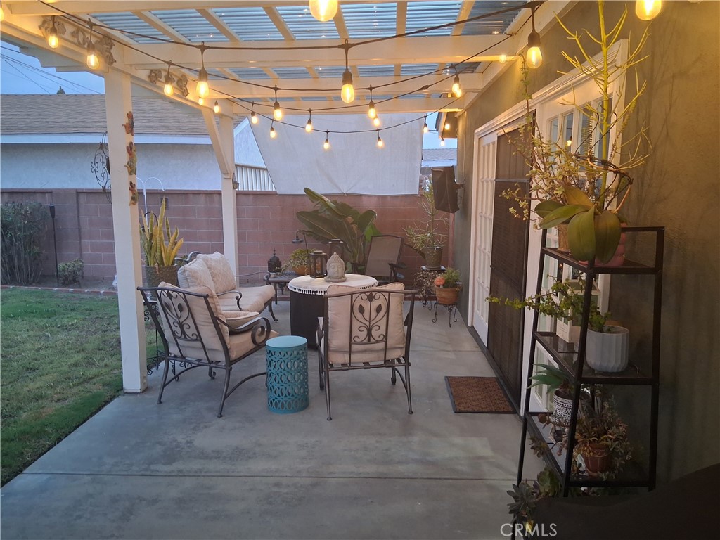 6326 San Roberto Circle Property Photo 8