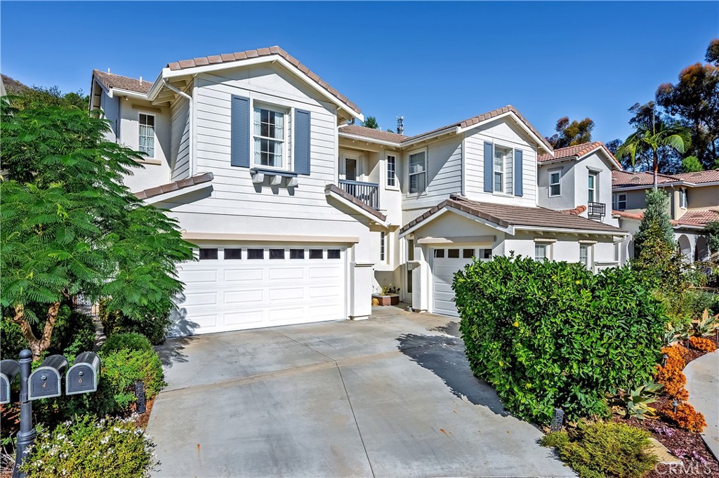 2 Santa Inez Property Photo 1