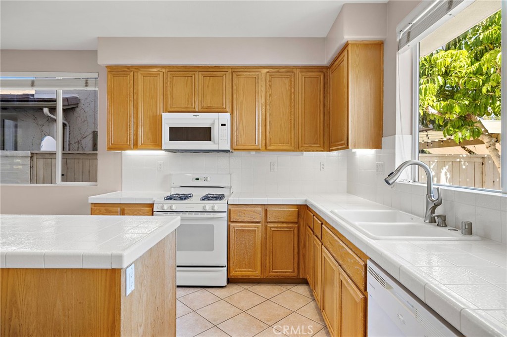 20 Corte Pasillo Property Photo 15