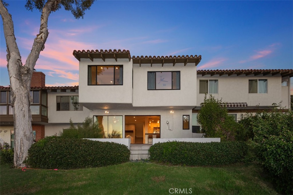 2021 Avenida Chico Property Photo 1