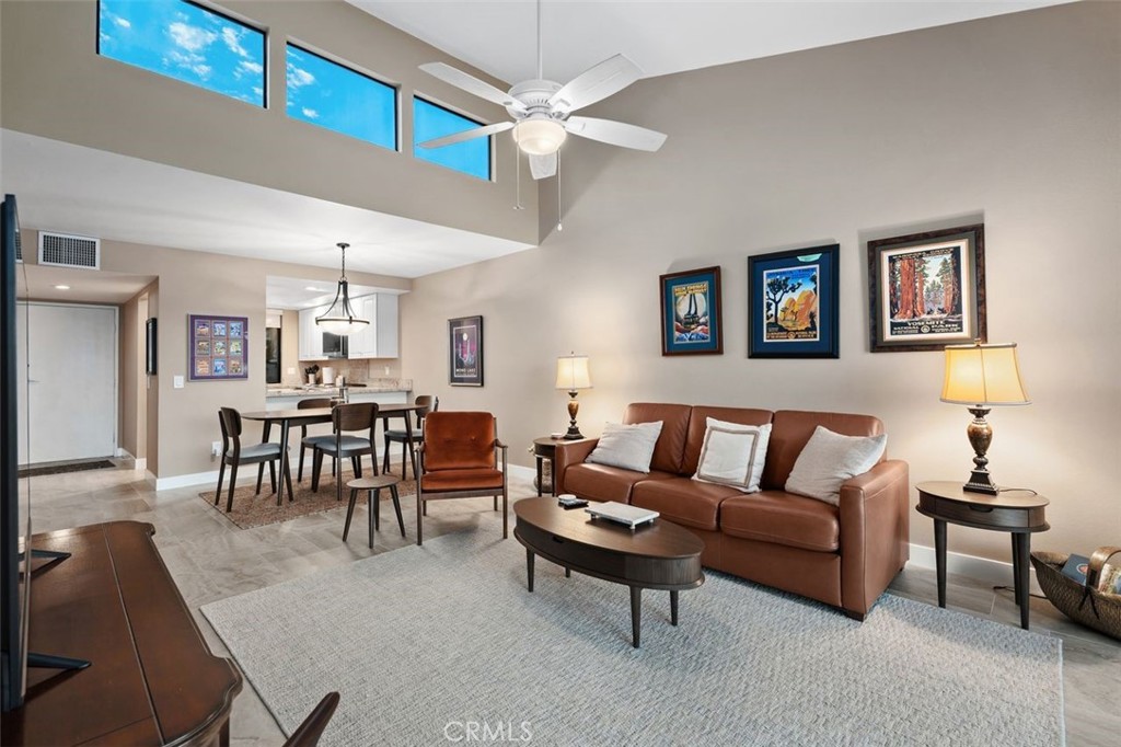 40 Sunrise Property Photo 1