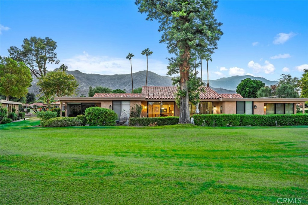 40 Sunrise Property Photo 26