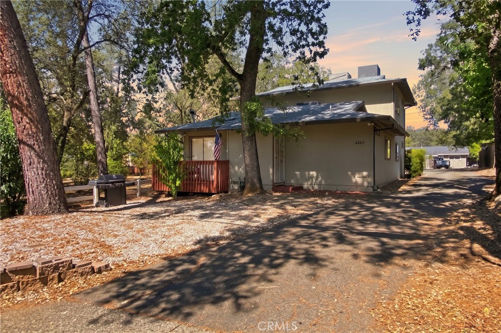 4845 Front Property Photo 1