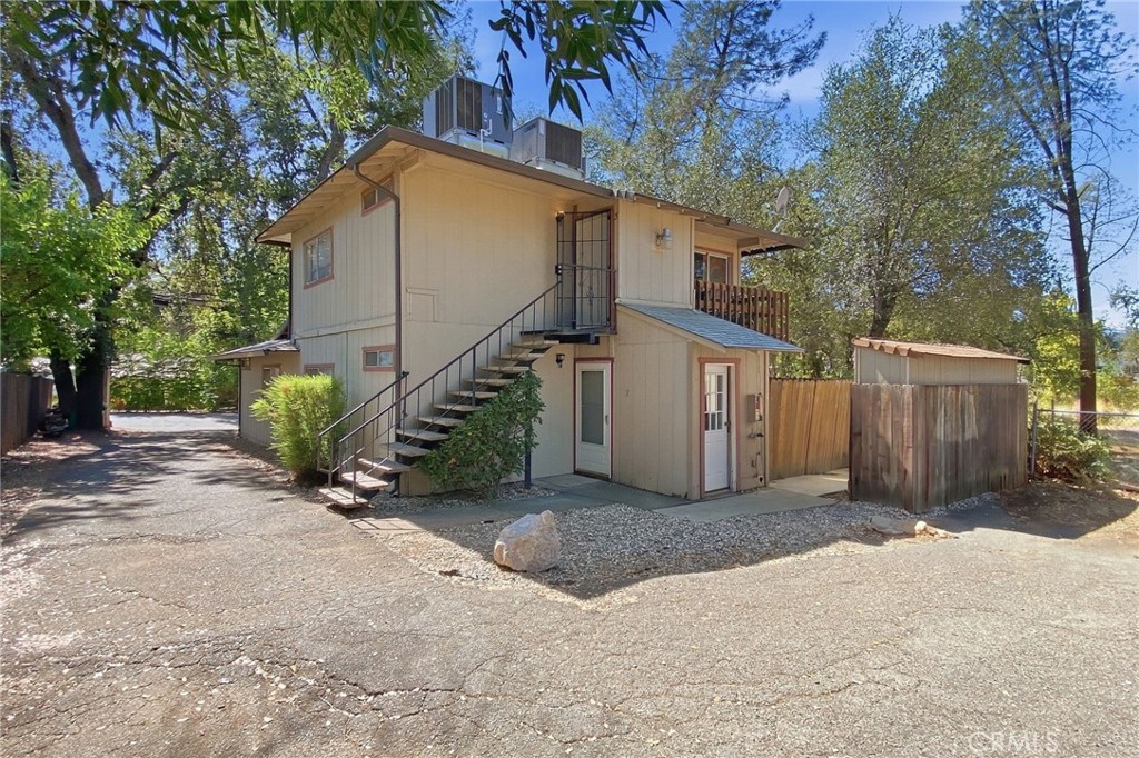 4845 Front Property Photo 7