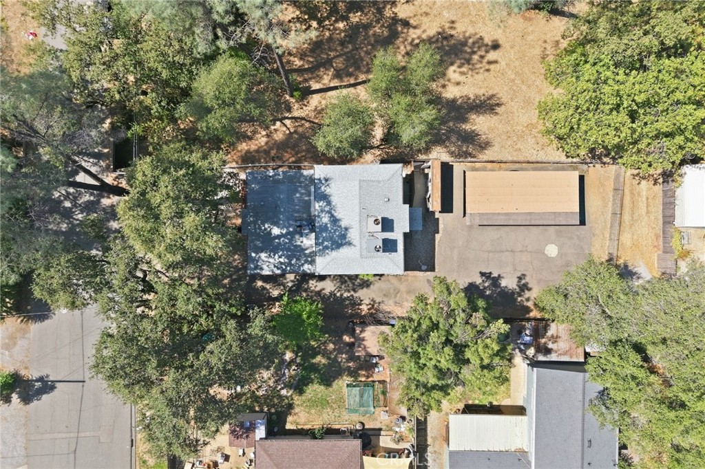 4845 Front Property Photo 10