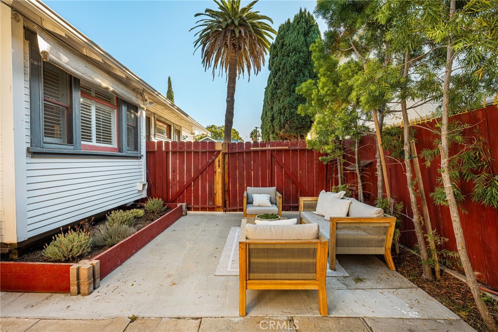 373 Gladys Avenue Property Photo 29