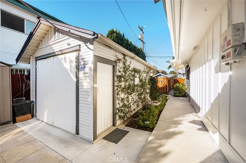 373 Gladys Avenue Property Photo 30