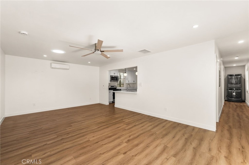 373 Gladys Avenue Property Photo 33
