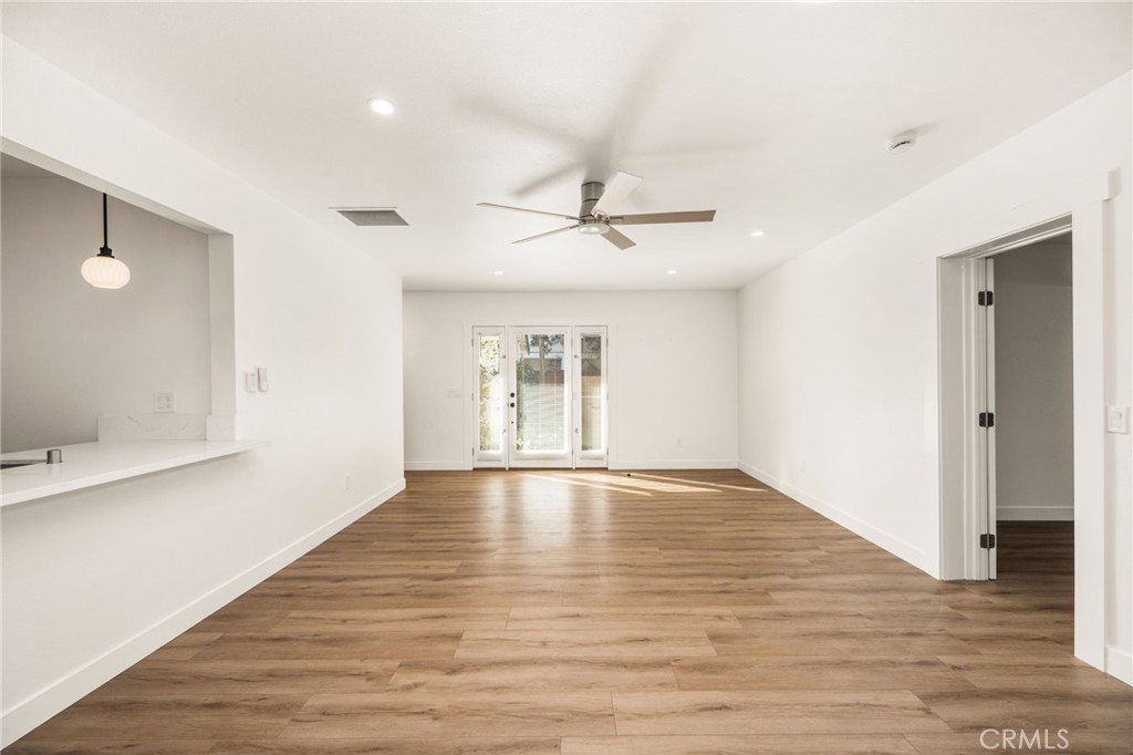 373 Gladys Avenue Property Photo 34