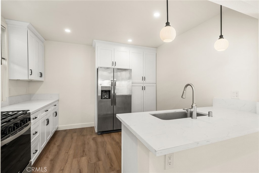 373 Gladys Avenue Property Photo 37