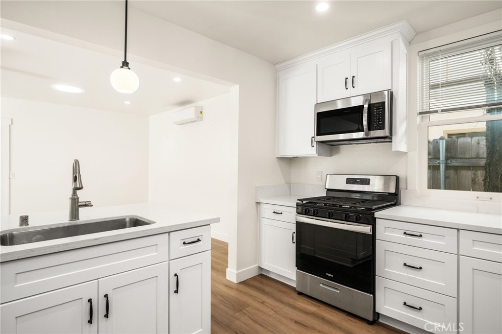 373 Gladys Avenue Property Photo 38