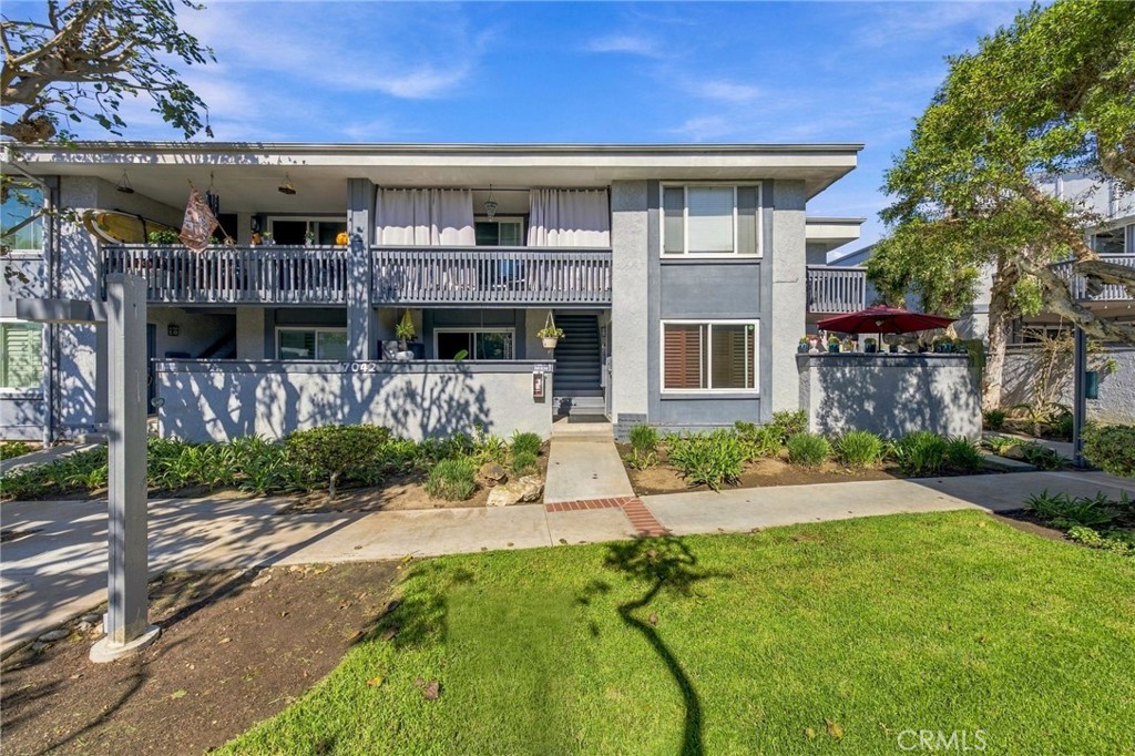 17042 Pacific Coast Highway 201 Property Photo 2