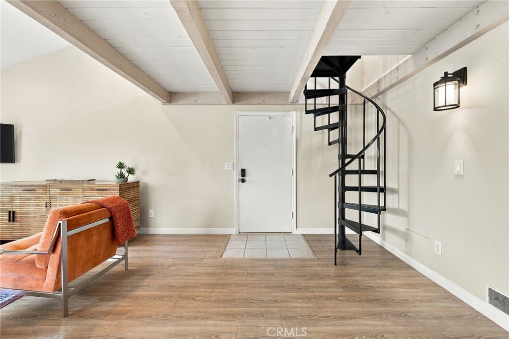 17042 Pacific Coast Highway 201 Property Photo 8