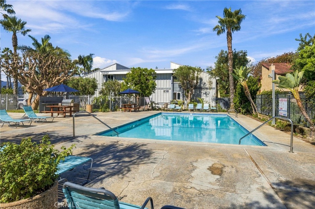 17042 Pacific Coast Highway 201 Property Photo 27