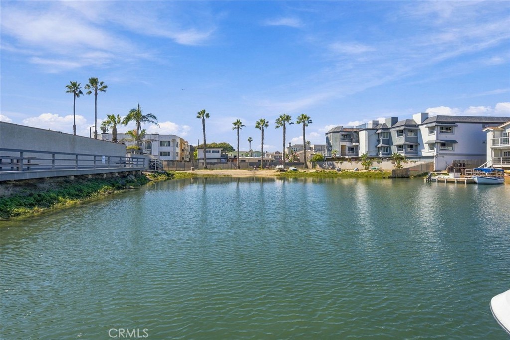 17042 Pacific Coast Highway 201 Property Photo 30