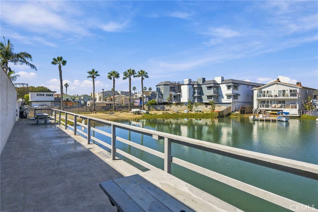 17042 Pacific Coast Highway 201 Property Photo 34