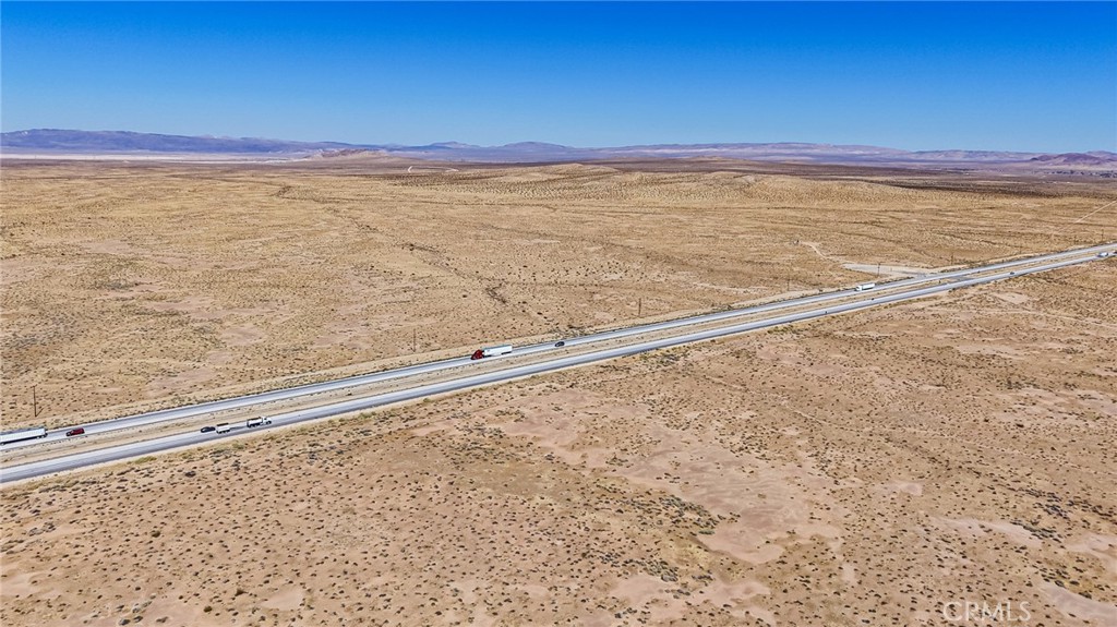 20056 State Highway 58 Property Photo 3