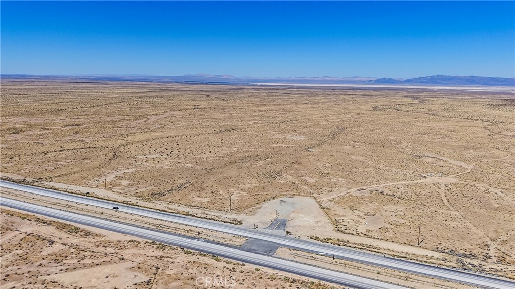 20059 State Highway 58 Property Photo 5