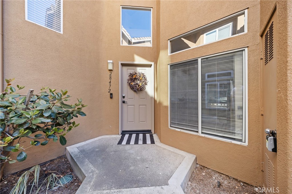 28472 Yosemite Dr Property Photo 3