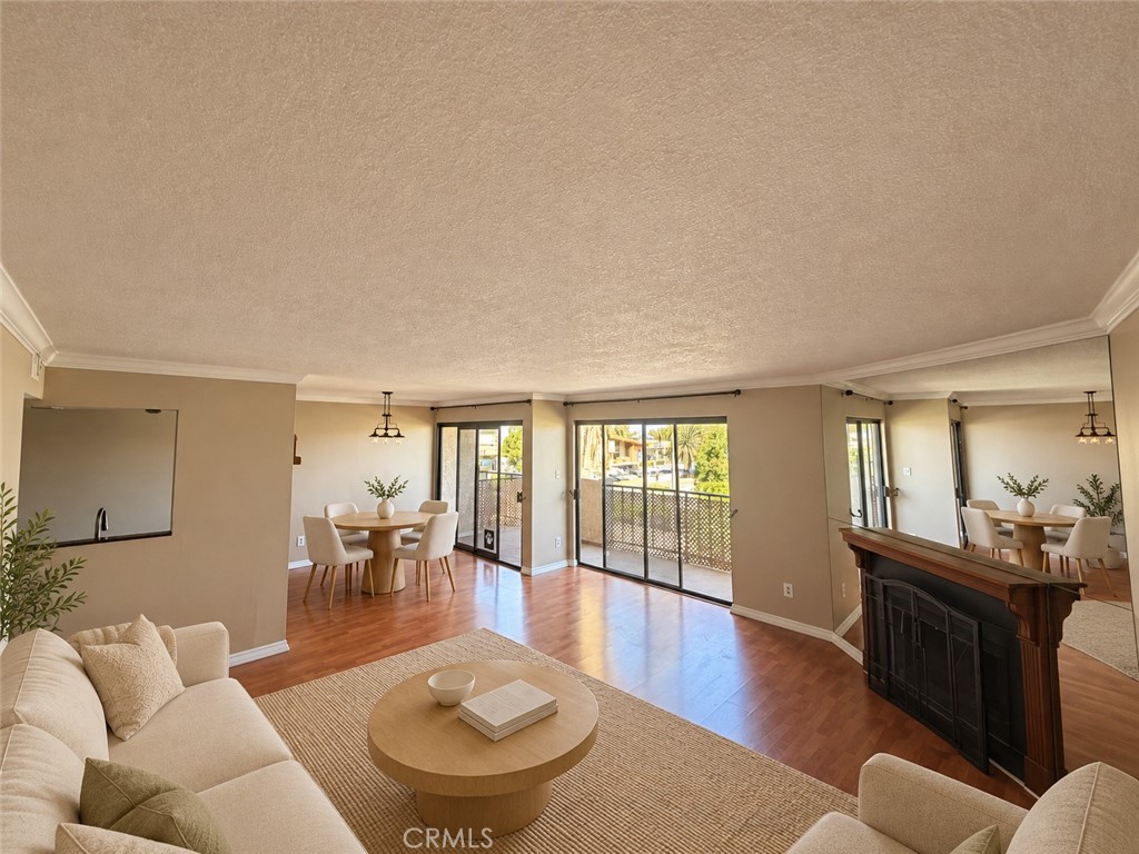 605 303 Redondo Avenue Property Photo