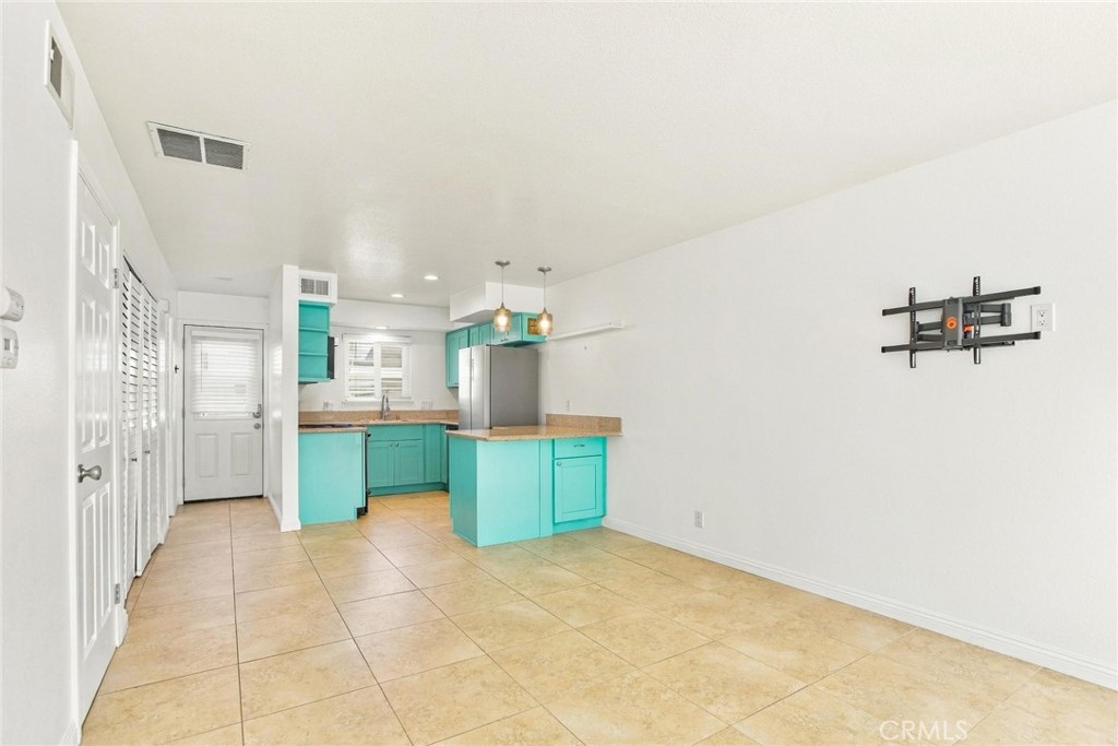 19788 Coventry Lane Property Photo 4