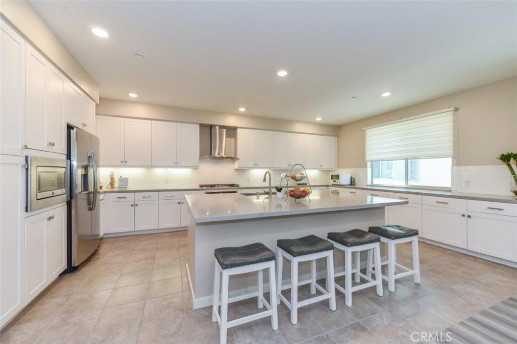 170 Tribeca Property Photo 3