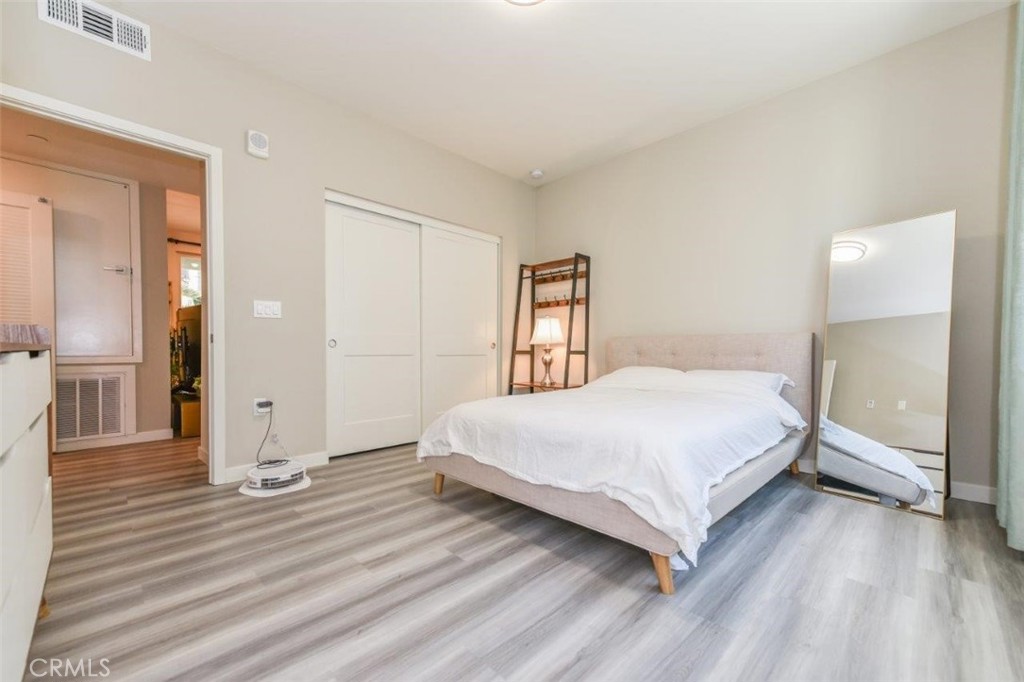 170 Tribeca Property Photo 15