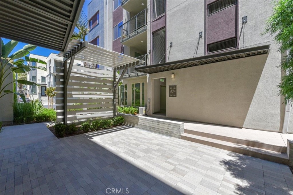 170 Tribeca Property Photo 32