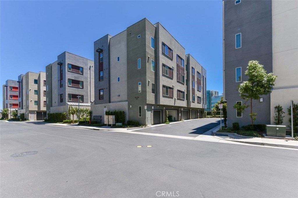 170 Tribeca Property Photo 34