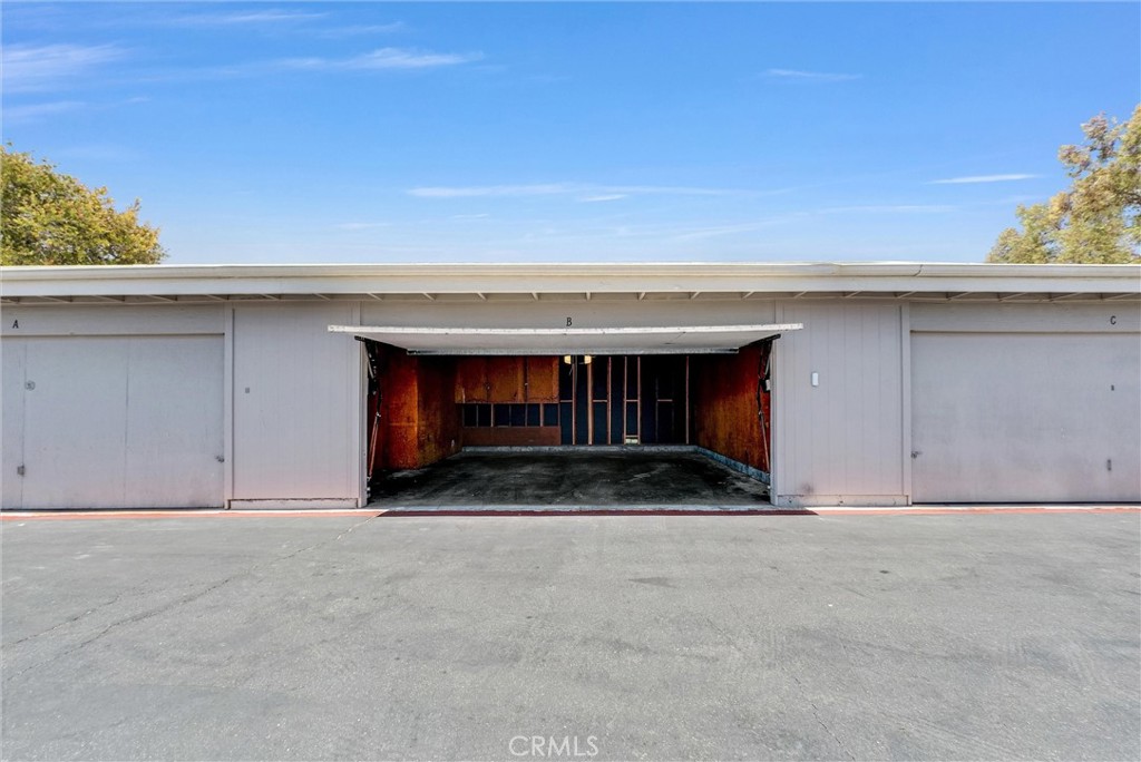 23442 Via San Pablo Property Photo 21