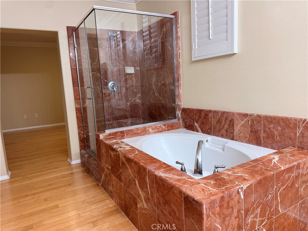 31 Regal Property Photo 23