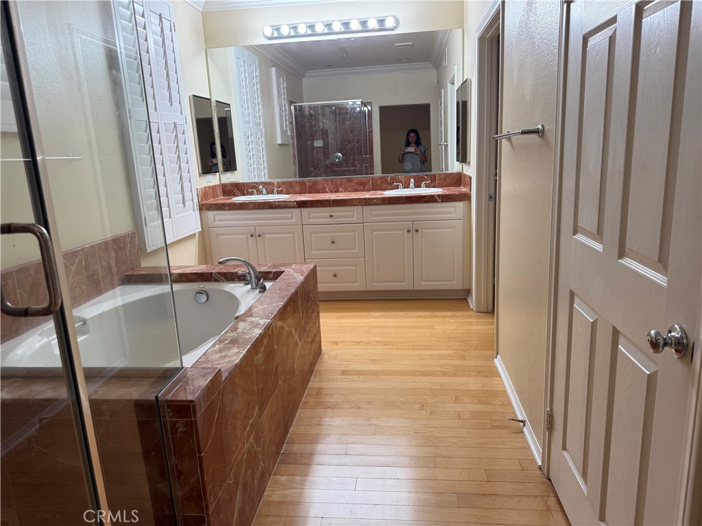 31 Regal Property Photo 24