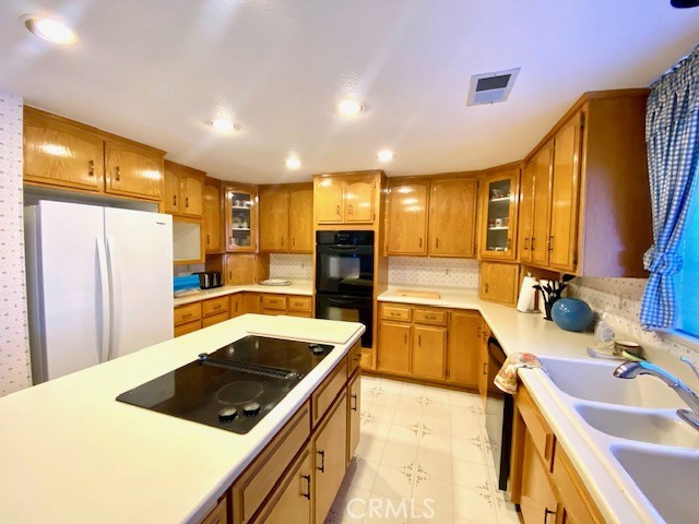 58971 Delano Property Photo 6