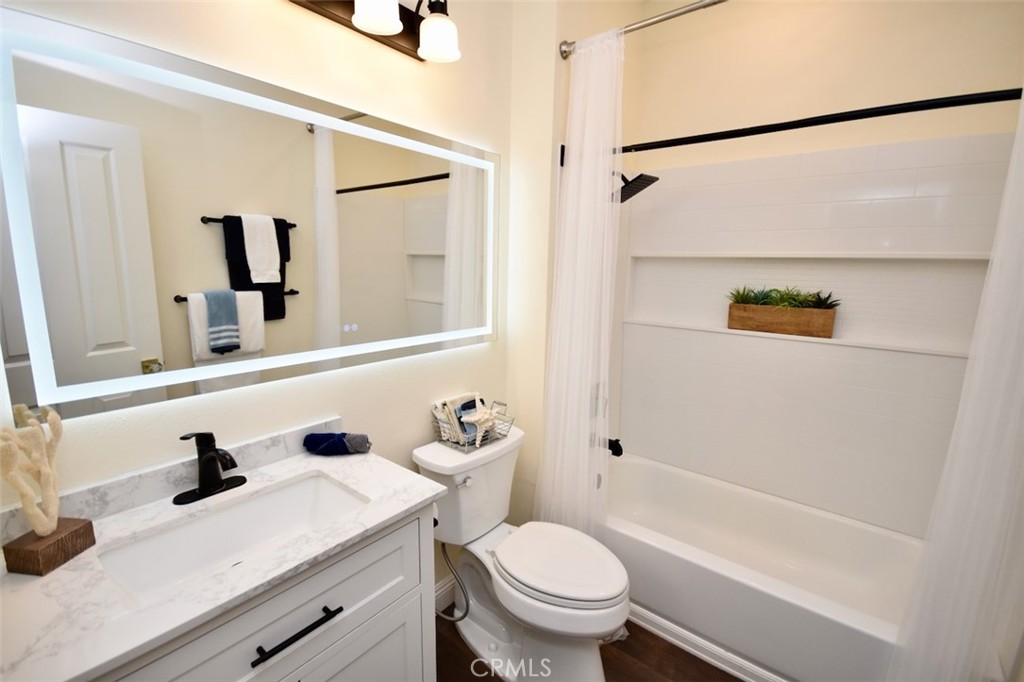 1103 Solvay Aisle Property Photo 17