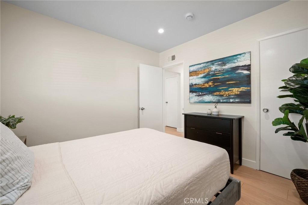 13352 Kelly Street Property Photo 5