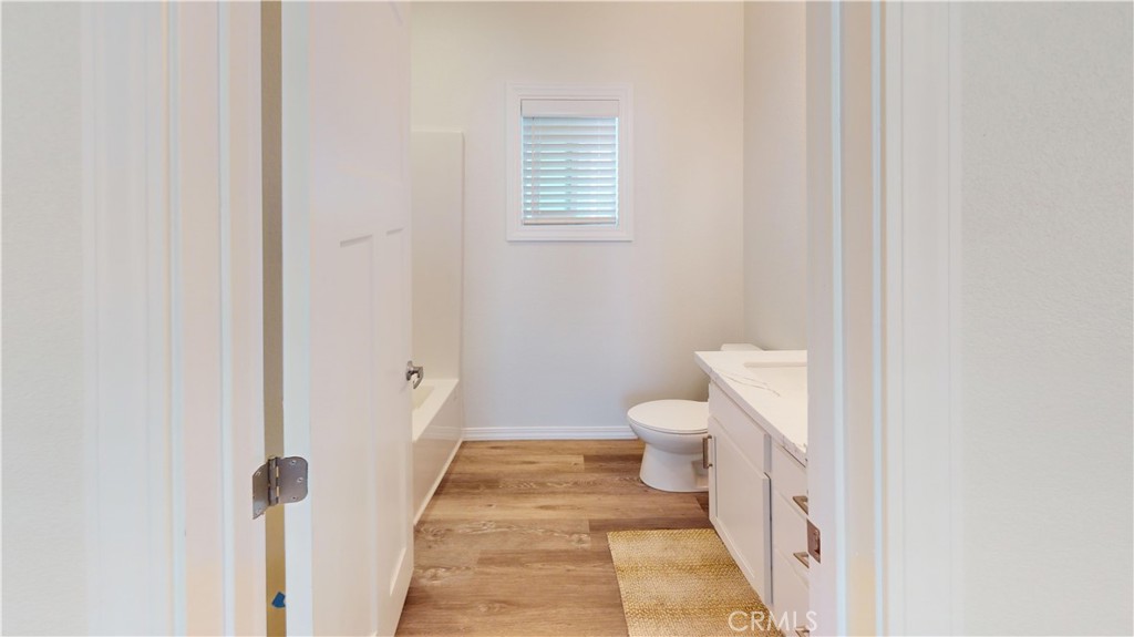903 W 17th Street 24 Property Photo 23
