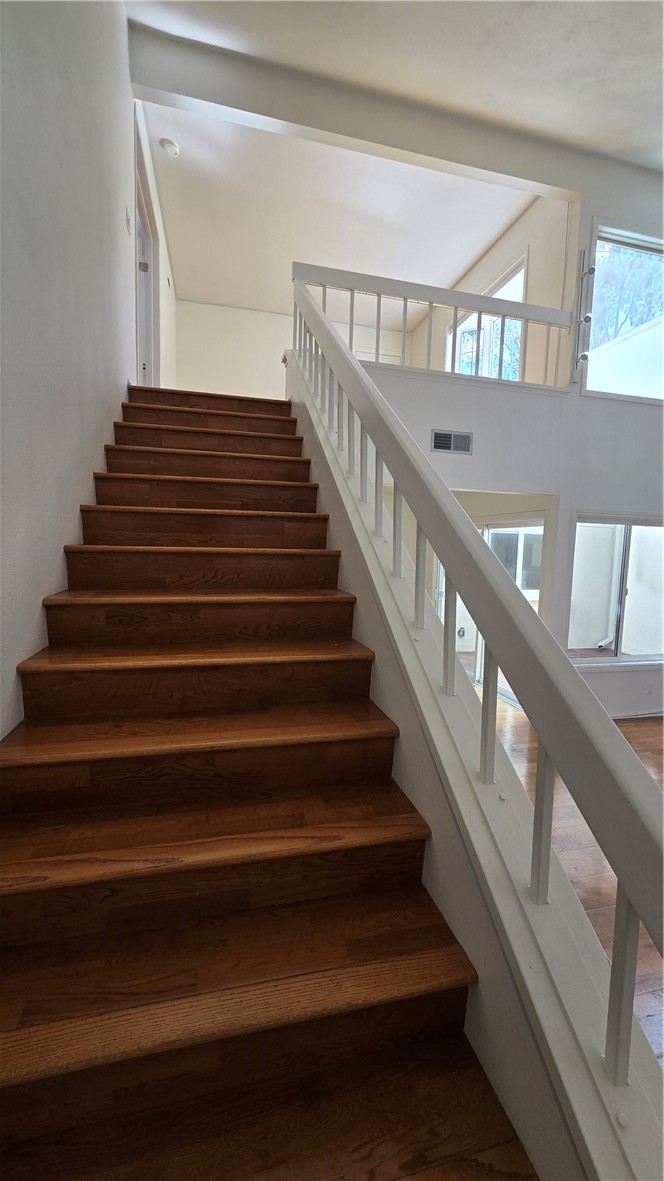 24 Morena Property Photo 10