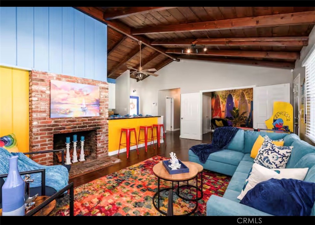5061 Warner Avenue C Property Photo 12
